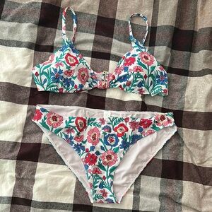 Vineyard Vines Floral Bikini - Red, Blue, Green